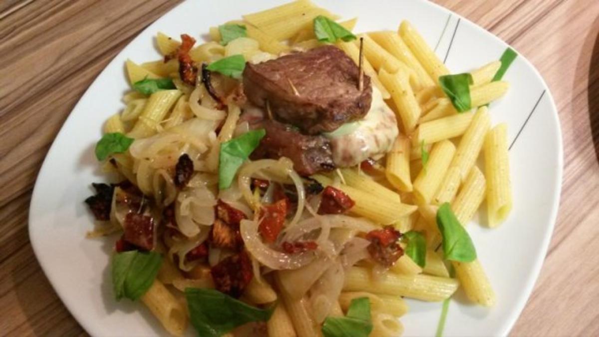 Italienisches Steak-Päckchen mit Knoblauch-Penne - Rezept - Bild Nr. 15