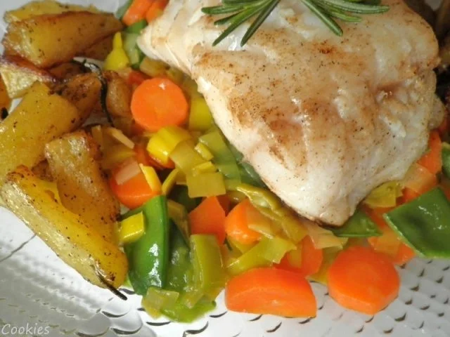 Rezept: Skrei auf bunten Gemüse ... Skrei auf bunten Gemüse ... - Rezept