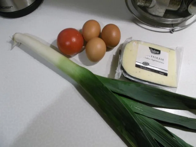 Abendbrot: Trüffelkäse-Rührei mit Lauch - Rezept - Bild Nr. 2