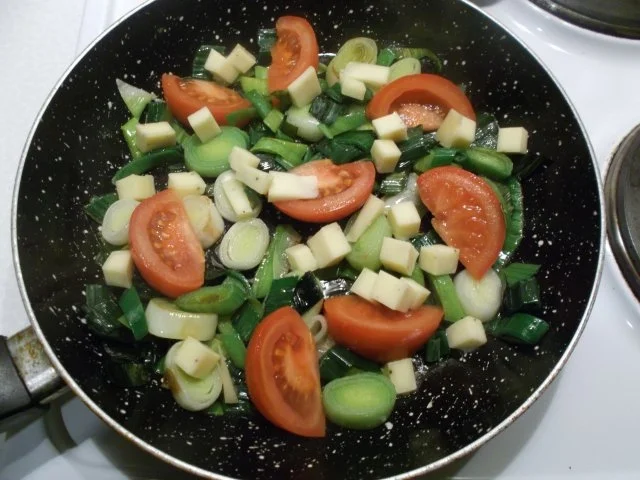 Abendbrot: Trüffelkäse-Rührei mit Lauch - Rezept - Bild Nr. 9