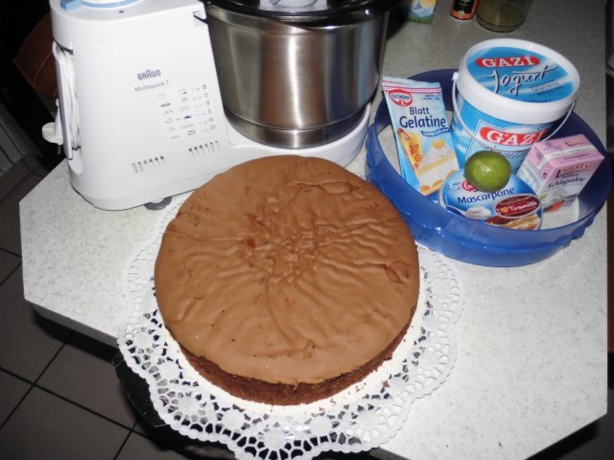 Himbeertorte mit dunklem Boden - einfach - 199 kcal/100g