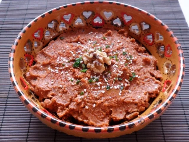 Rezept: Dips/Pasten: Pikante Walnuss-Tomaten-Paste Bild Nr. 6 Dips/Pasten: Pikante Walnuss-Tomaten-Paste - Rezept - Bild Nr. 6