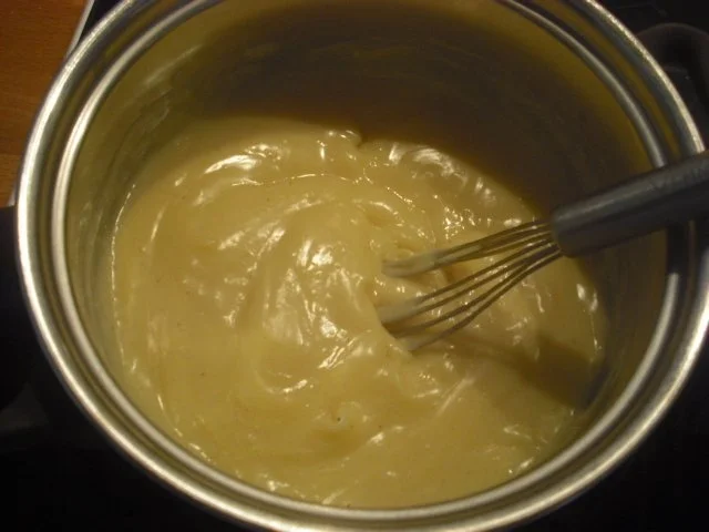 Rezept: Geburtstags-Sauerrahm-Torte Bild Nr. 2 Geburtstags-Sauerrahm-Torte - Rezept - Bild Nr. 2