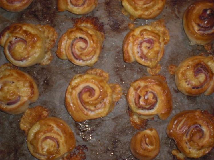 Herzhafte Hefe-Ringelei - Rezept mit Bild - kochbar.de