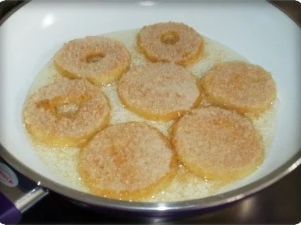 Zwiebel – Kartoffelscheiben mit Schweinekoteletts. - Rezept - Bild Nr. 19