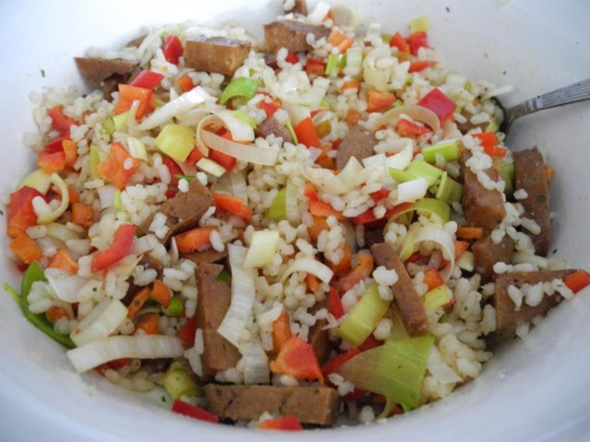 Vegan : Bunter Seitan - Reissalat mit Feldsalat - Rezept - Bild Nr. 16