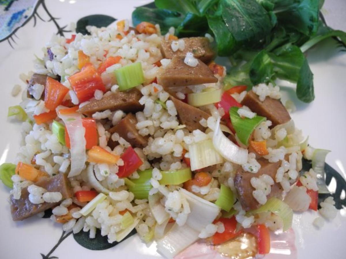 Vegan : Bunter Seitan - Reissalat mit Feldsalat - Rezept - Bild Nr. 2