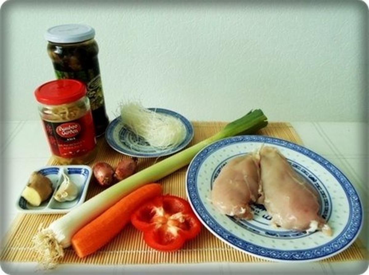 Indonesische Glasnudelsuppe mit Hähnchenfleisch - Rezept - Bild Nr. 4