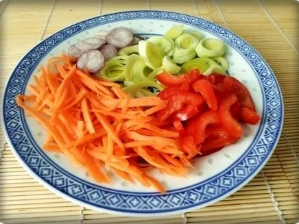 Indonesische Glasnudelsuppe mit Hähnchenfleisch - Rezept - Bild Nr. 8