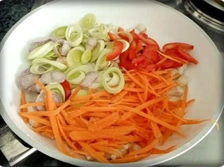 Indonesische Glasnudelsuppe mit Hähnchenfleisch - Rezept - Bild Nr. 13