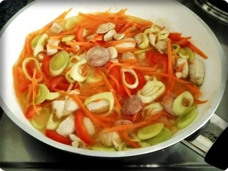 Indonesische Glasnudelsuppe mit Hähnchenfleisch - Rezept - Bild Nr. 14