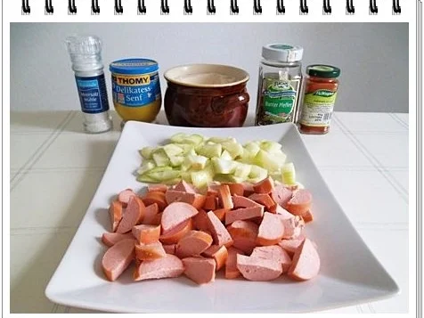 Rezept: Pikantes Wurstgulasch mit Kartoffeln Bild Nr. 6 Pikantes Wurstgulasch mit Kartoffeln - Rezept - Bild Nr. 6