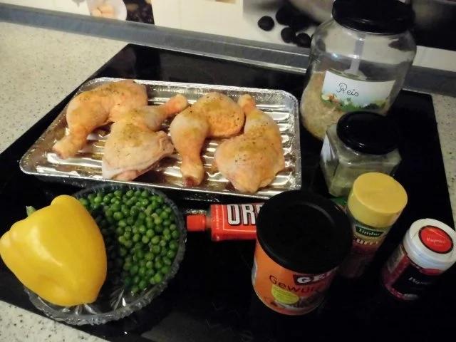 Hähnchenschenkel an Reisturm - Rezept - Bild Nr. 2