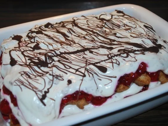 Stracciatella-Himbeer-Lasagne - Rezept