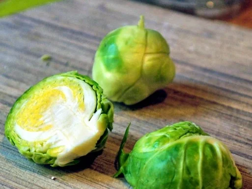 Rezept: Spaghetti mit Rosenkohl-Parmesan-Sauce Bild Nr. 2 Spaghetti mit Rosenkohl-Parmesan-Sauce - Rezept - Bild Nr. 2