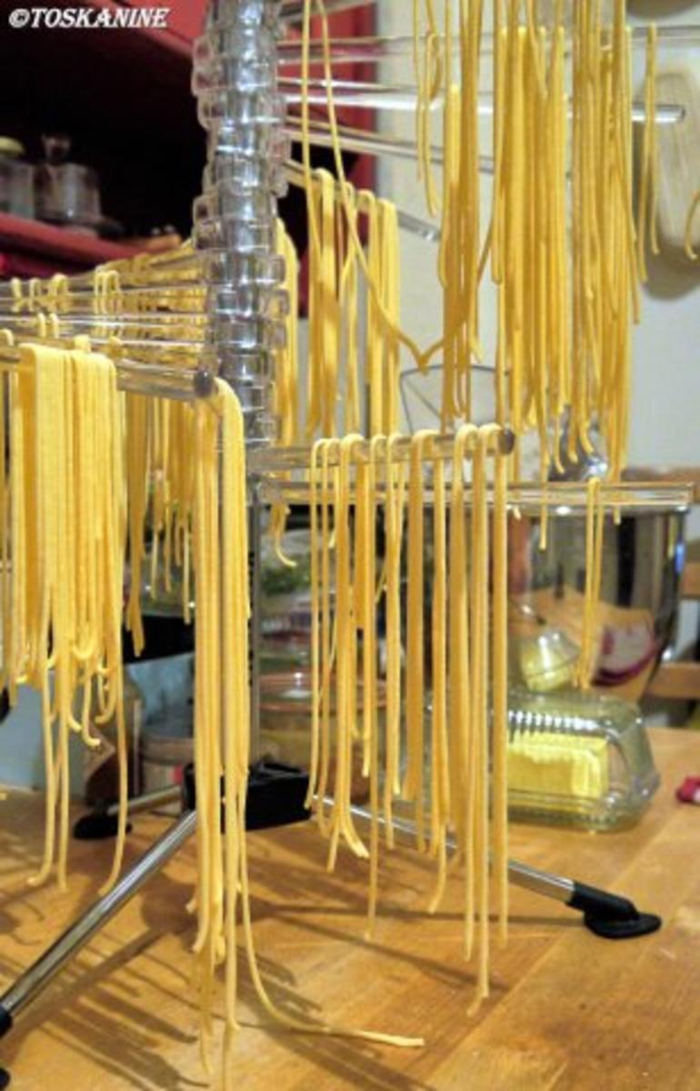 Spaghetti mit Rosenkohl-Parmesan-Sauce - Rezept - Bild Nr. 9