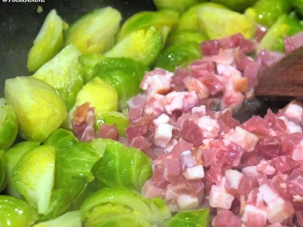 Rezept: Spaghetti mit Rosenkohl-Parmesan-Sauce Bild Nr. 11 Spaghetti mit Rosenkohl-Parmesan-Sauce - Rezept - Bild Nr. 11