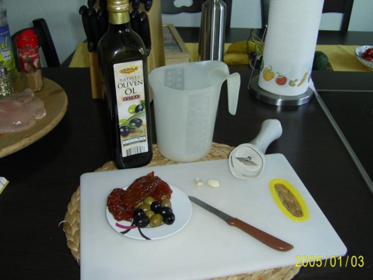 Huhn: aromatische Hähnchenschnitzel mit Oliven-Tomaten-Paste.... - Rezept - Bild Nr. 5