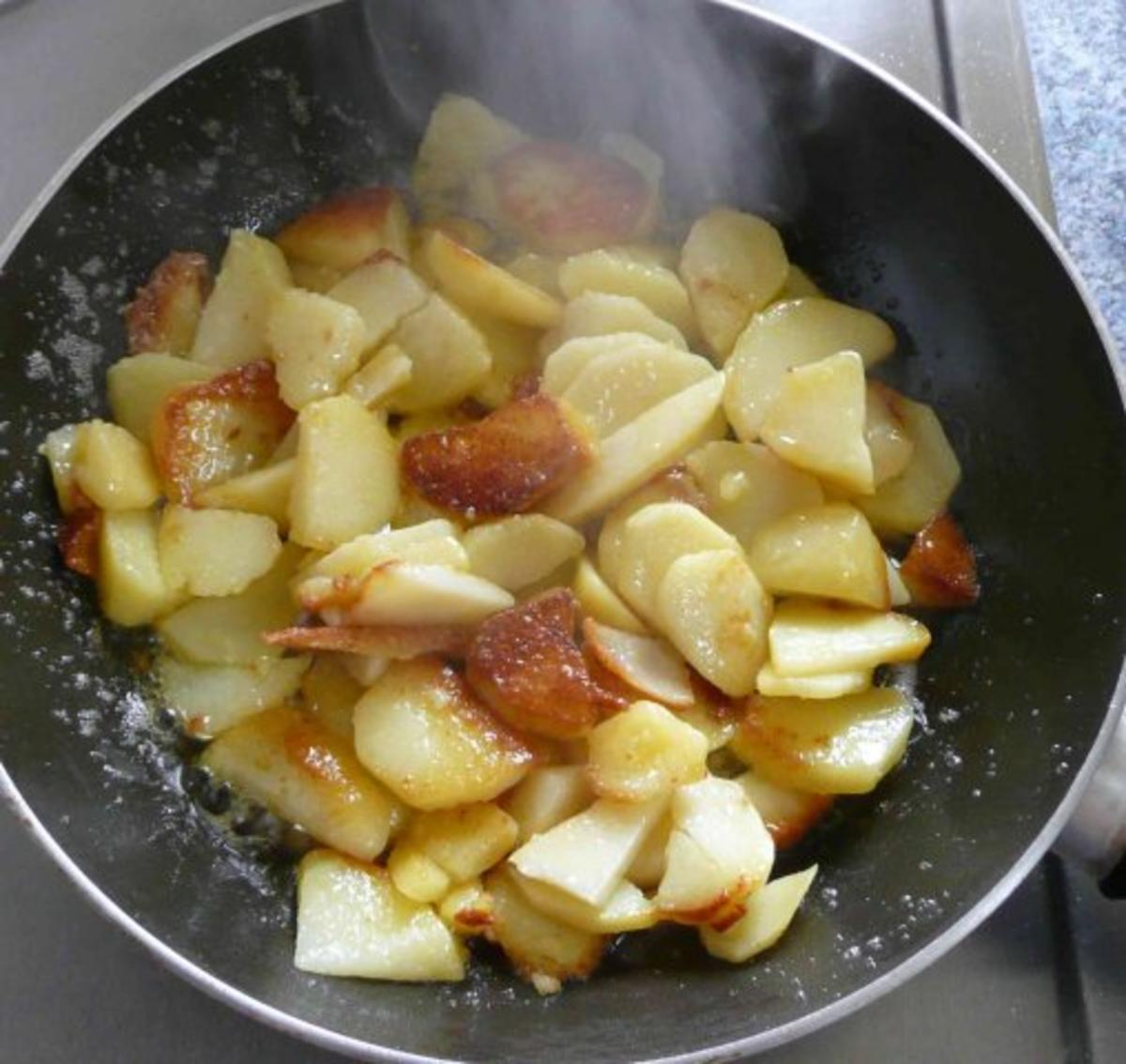Vegan : Karamelisierte Bratkartoffeln mit schnellem Salat - Rezept