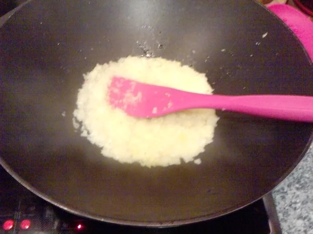 FISCH KRIEGT DIE KUGEL -----  HEILBUTTSTEAK GEBRATEN MIT ASIA-RISOTTO-BEILAGE - Rezept - Bild Nr. 3