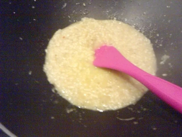 FISCH KRIEGT DIE KUGEL -----  HEILBUTTSTEAK GEBRATEN MIT ASIA-RISOTTO-BEILAGE - Rezept - Bild Nr. 5