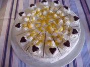 Nuss-Preiselbeeren Torte - Rezept