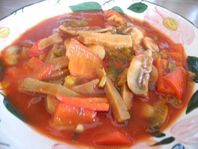 Vegan : Vegane Soljanka - scharfe Sache - Rezept - Bild Nr. 2