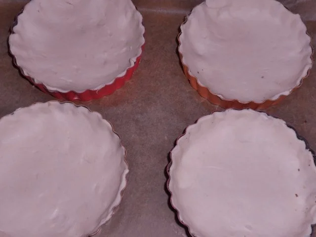 Rezept: Vorspeise/Zwischengericht: Blätterteig-Tartelettes mit Camembert, Schinken & Apfel Bild Nr. 8 Vorspeise/Zwischengericht: Blätterteig-Tartelettes mit Camembert, Schinken & Apfel - Rezept - Bild Nr. 8