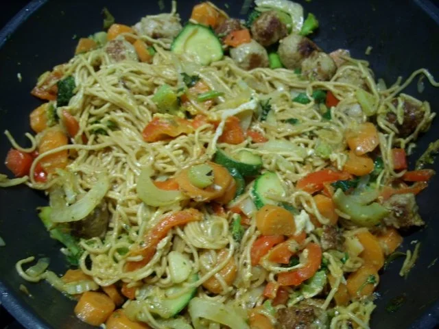 Aus dem Wok:  Multi-Kulti-Pfanne - Rezept - Bild Nr. 2