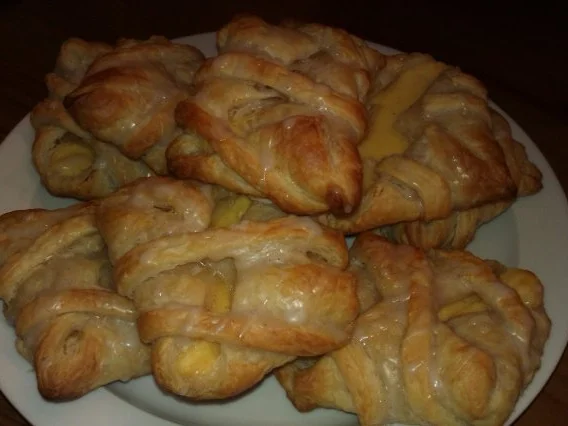 Süße Dinkel-Blätterteig-Teilchen - Rezept