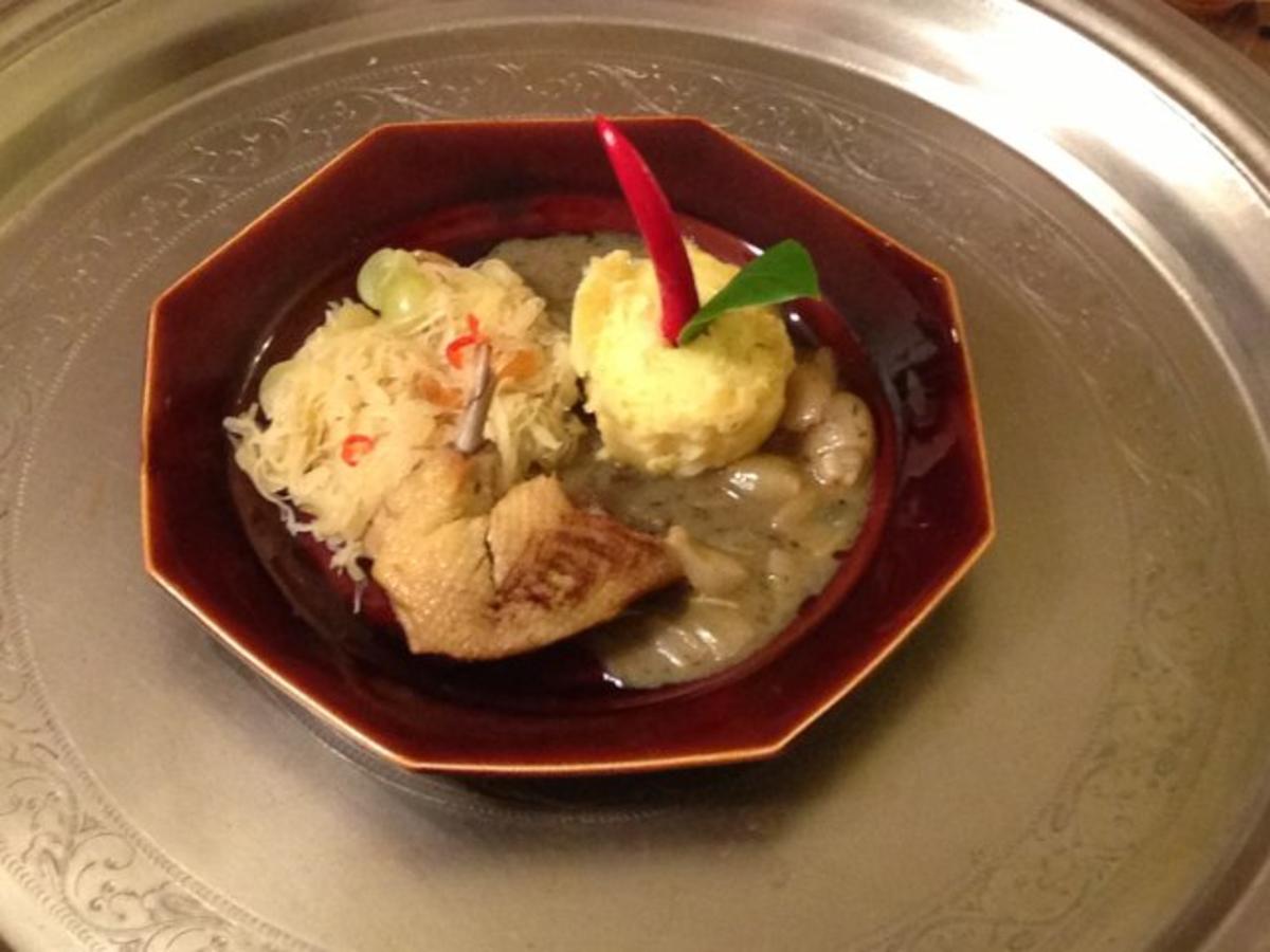 Traminer Entenbrust mit Traubenkraut und Kartoffelstampf - Rezept
Eingereicht von Das perfekte Dinner