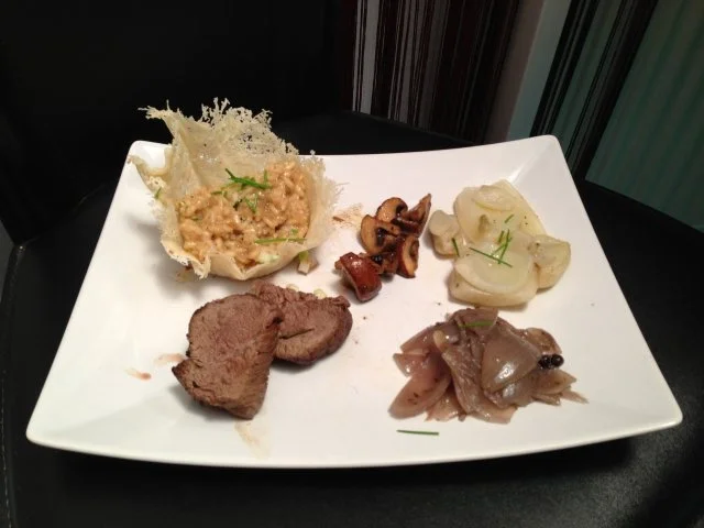 Rinderfilet in Apfelmarinade, dazu Kräuterrisotto, geschmorter Fenchel & Zwiebelchutney - Rezept