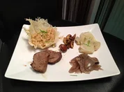 Rinderfilet in Apfelmarinade, dazu Kräuterrisotto, geschmorter Fenchel & Zwiebelchutney - Rezept