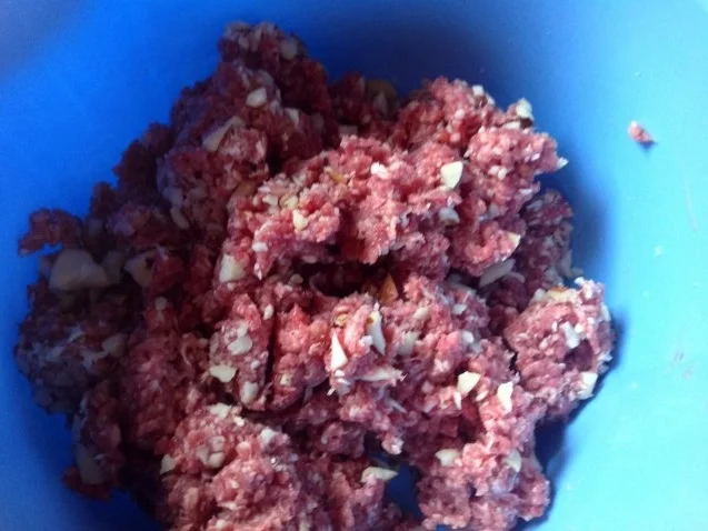 Rezept: Bouletten mit Paranüssen Bild Nr. 3 Bouletten mit Paranüssen - Rezept - Bild Nr. 3