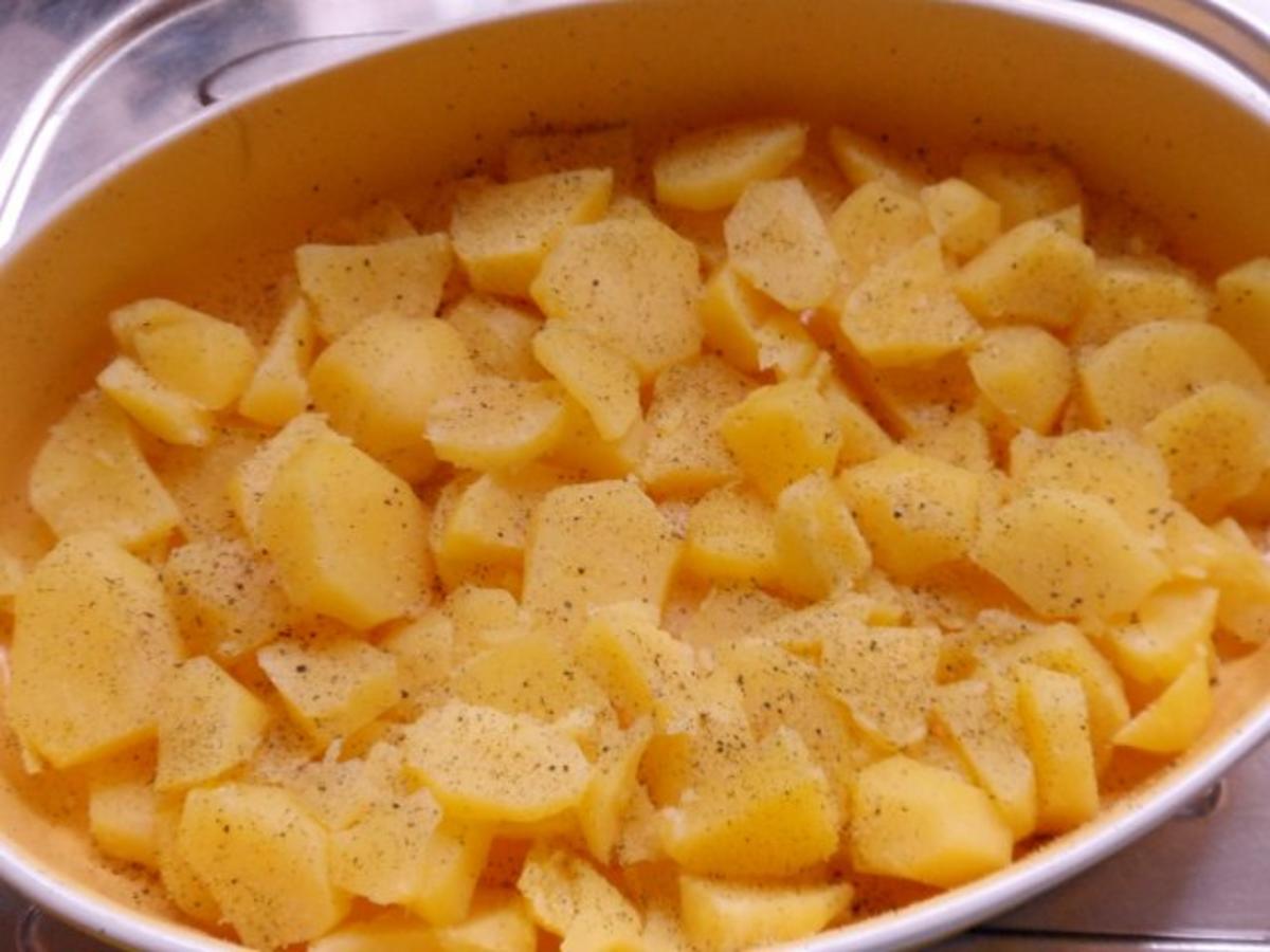Aufläufe/Gratins: Kohlrabi-Kartoffel-Auflauf mit Käse-Hackbällchen - Rezept - Bild Nr. 12