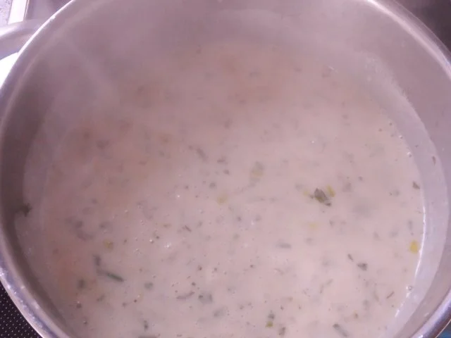 Rezept: Aufläufe/Gratins: Kohlrabi-Kartoffel-Auflauf mit Käse-Hackbällchen Bild Nr. 11 Aufläufe/Gratins: Kohlrabi-Kartoffel-Auflauf mit Käse-Hackbällchen - Rezept - Bild Nr. 11