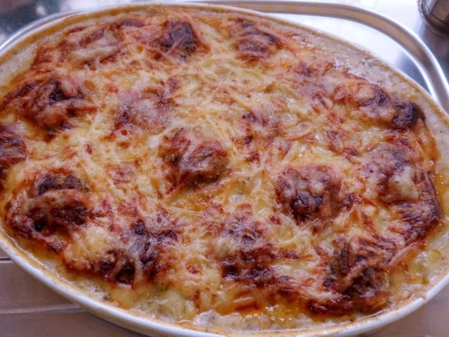 Rezept: Aufläufe/Gratins: Kohlrabi-Kartoffel-Auflauf mit Käse-Hackbällchen Bild Nr. 17 Aufläufe/Gratins: Kohlrabi-Kartoffel-Auflauf mit Käse-Hackbällchen - Rezept - Bild Nr. 17