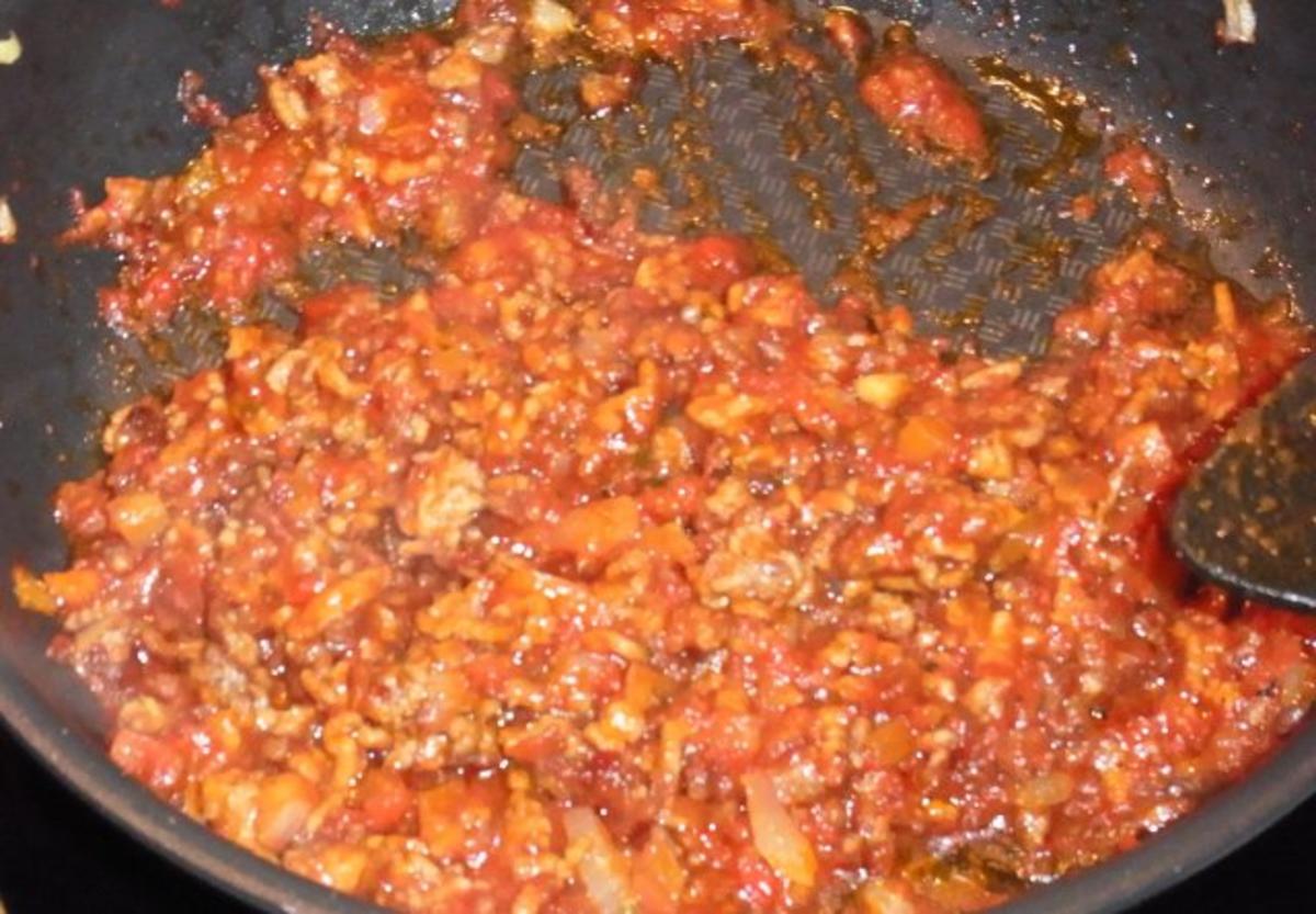 Zweierlei Vegetarisch gefüllte Paprika aus dem Ofen - Rezept - Bild Nr. 3