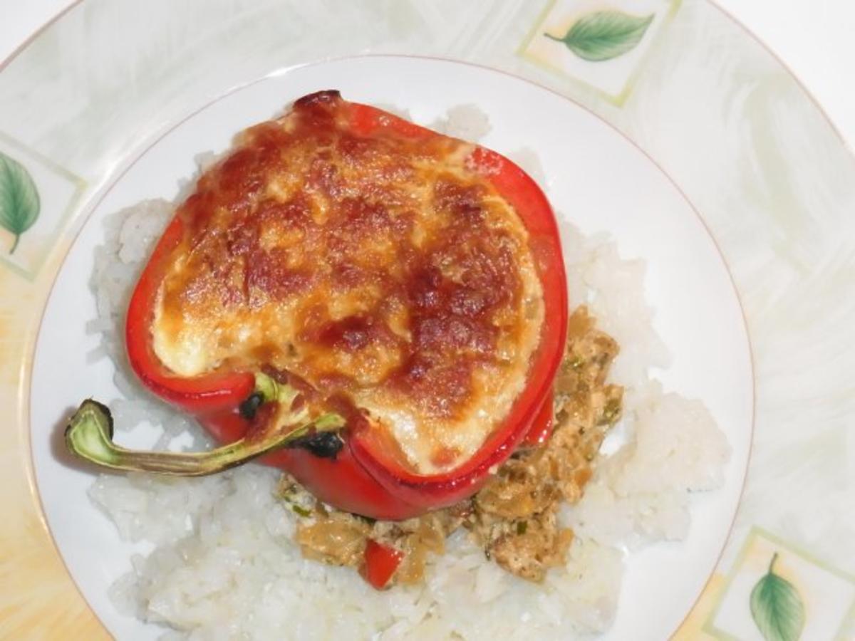 Zweierlei Vegetarisch gefüllte Paprika aus dem Ofen - Rezept - Bild Nr. 5