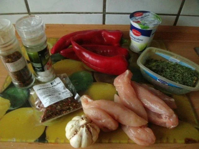 Rezept: marinierte Hähnchenfilet mit Paprikagemüse Bild Nr. 3 marinierte Hähnchenfilet mit Paprikagemüse - Rezept - Bild Nr. 3