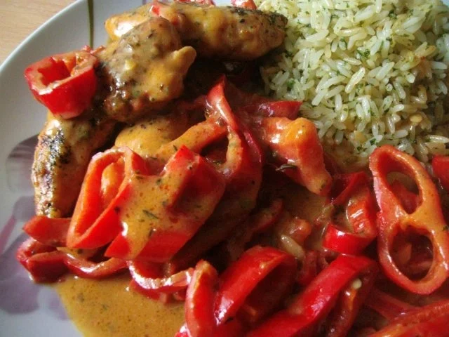 Rezept: marinierte Hähnchenfilet mit Paprikagemüse Bild Nr. 2 marinierte Hähnchenfilet mit Paprikagemüse - Rezept - Bild Nr. 2