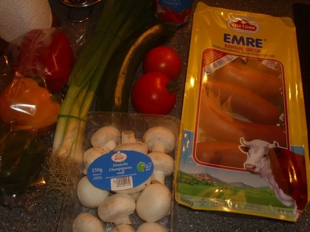 Rezept: Reis-Gemüse-Sucuk Pfanne Bild Nr. 2 Reis-Gemüse-Sucuk Pfanne - Rezept - Bild Nr. 2