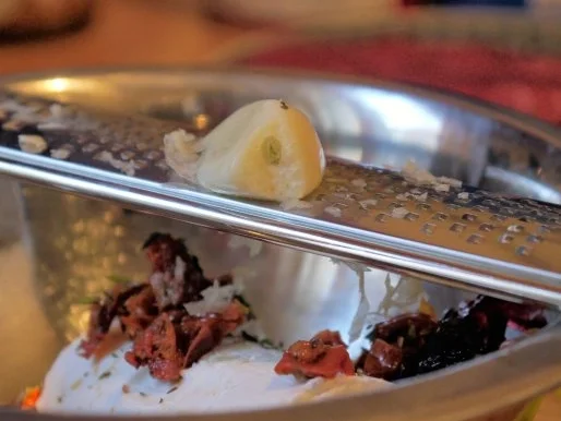 Rind trifft Ziege und das in Rotweinsauce, dazu roter Reis und gebratener Rosenkohl - Rezept - Bild Nr. 8