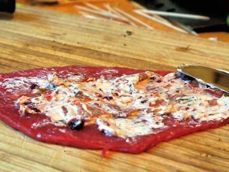 Rind trifft Ziege und das in Rotweinsauce, dazu roter Reis und gebratener Rosenkohl - Rezept - Bild Nr. 9