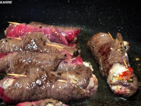 Rind trifft Ziege und das in Rotweinsauce, dazu roter Reis und gebratener Rosenkohl - Rezept - Bild Nr. 15