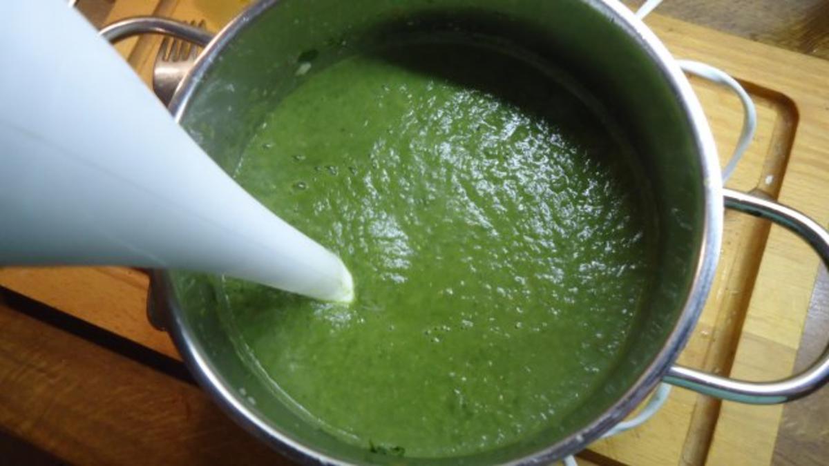 Brokkoli-Suppe - Rezept - Bild Nr. 10