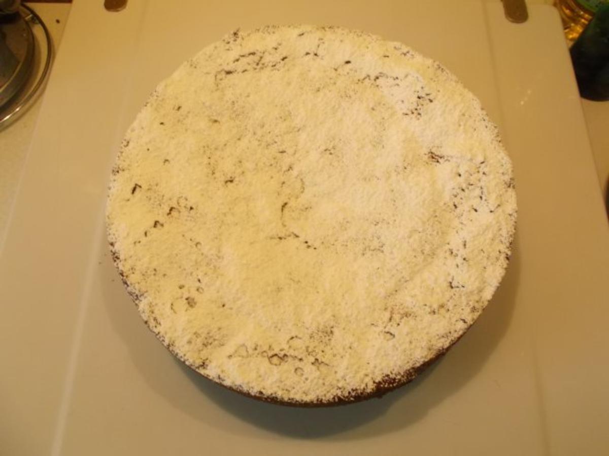 Kuchen: Nougat-Marzipankuchen - Rezept - Bild Nr. 17