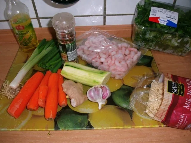 bunte Gemüsepfanne mit Mie-Nudeln und Garnelen - Rezept - Bild Nr. 3