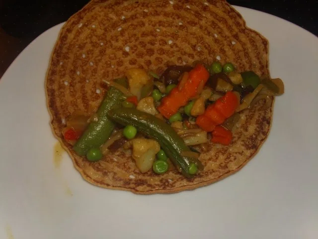 Asia-Gemüse in Pfannkuchen gerollt - Rezept - Bild Nr. 4