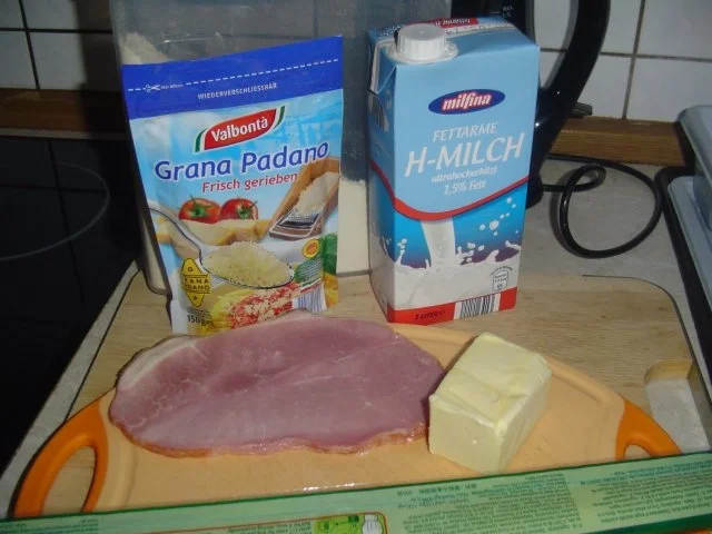 Rezept: Spaghetti mit Käseschinkensauce ganz einfach Bild Nr. 2 Spaghetti mit Käseschinkensauce ganz einfach - Rezept - Bild Nr. 2